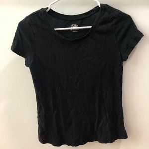 Black short sleeve shirt